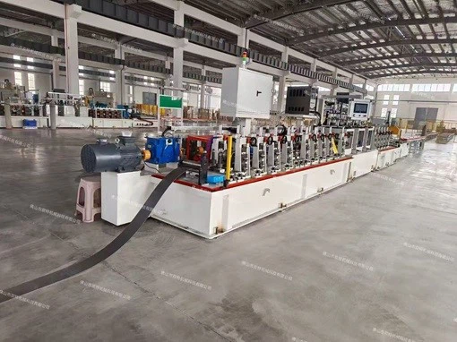 Setup in Vietnam Stainless Steel Fluid Pipe Mill Setup in Vietnam Stainless Steel Fluid Pipe Mill
